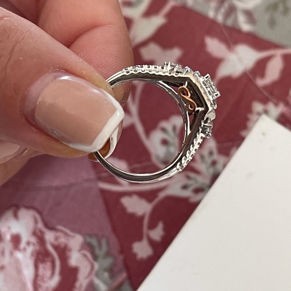 WEDDING RING SET - Picture 9 of 16